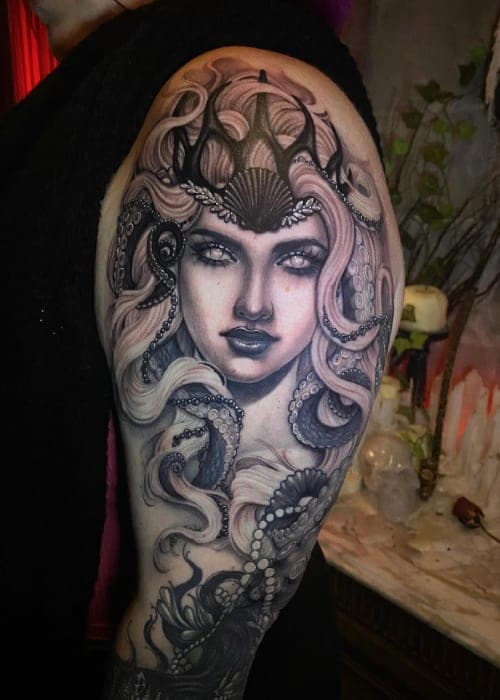 Nikki Simpson portfolio piece